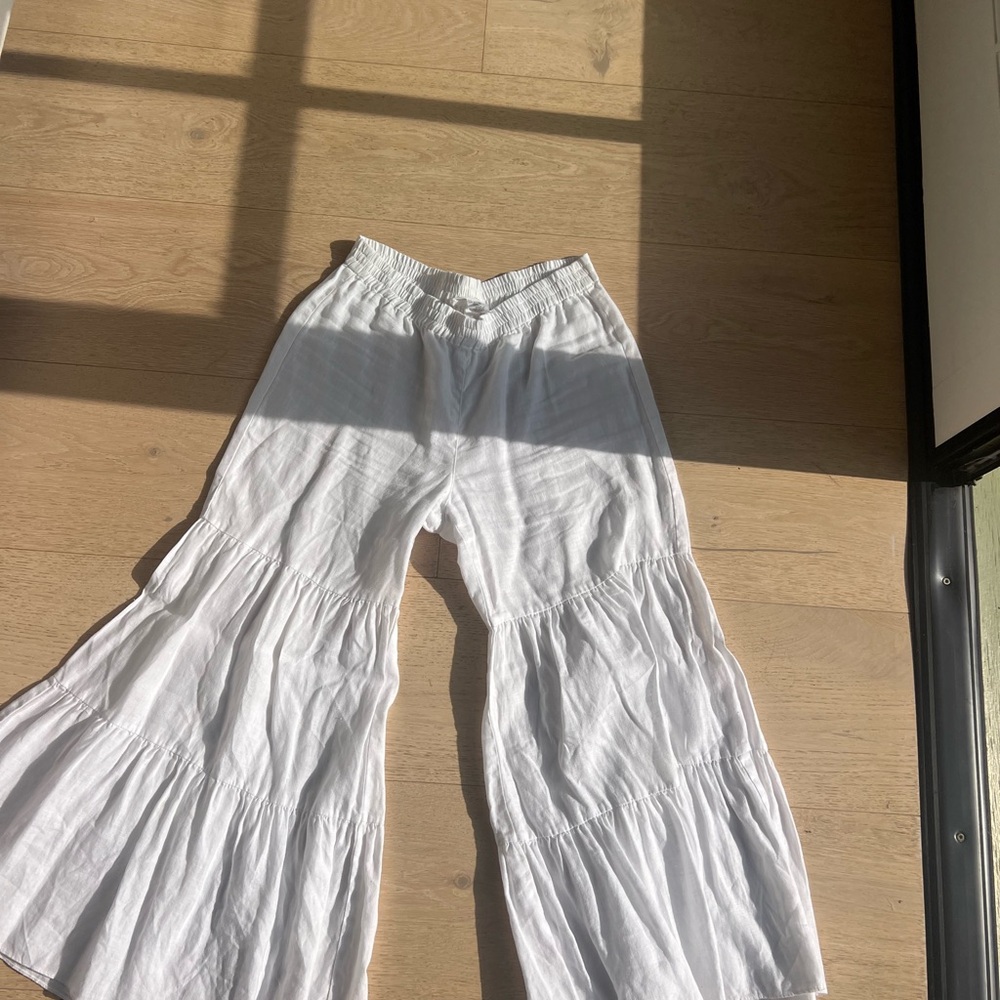 Trina Turk White Elastic Waist Pants